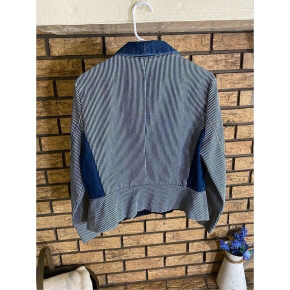 I ❤️ Ronson Denim Striped Jacket - Picture 2 of 6